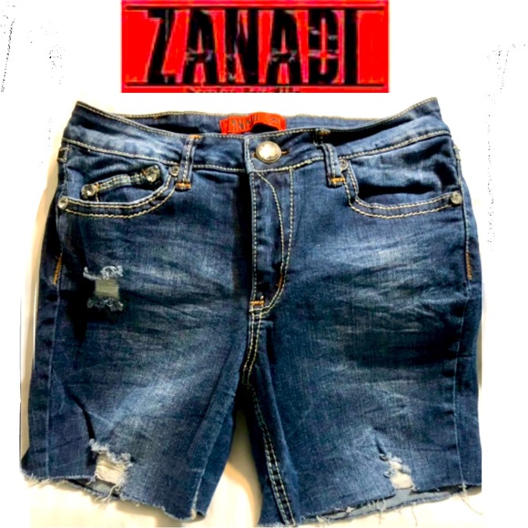 ZANADI vintage embellished/distressed dark wash shorts size 8 excellent cond - Picture 1 of 5
